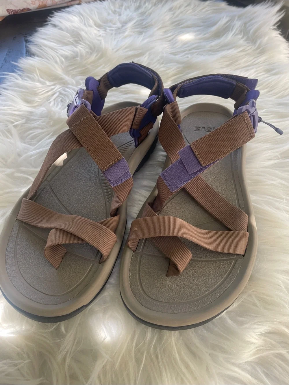 Teva Men’s Hurricane Terra Dactyl Rum Raisin All Day Wear Sandals